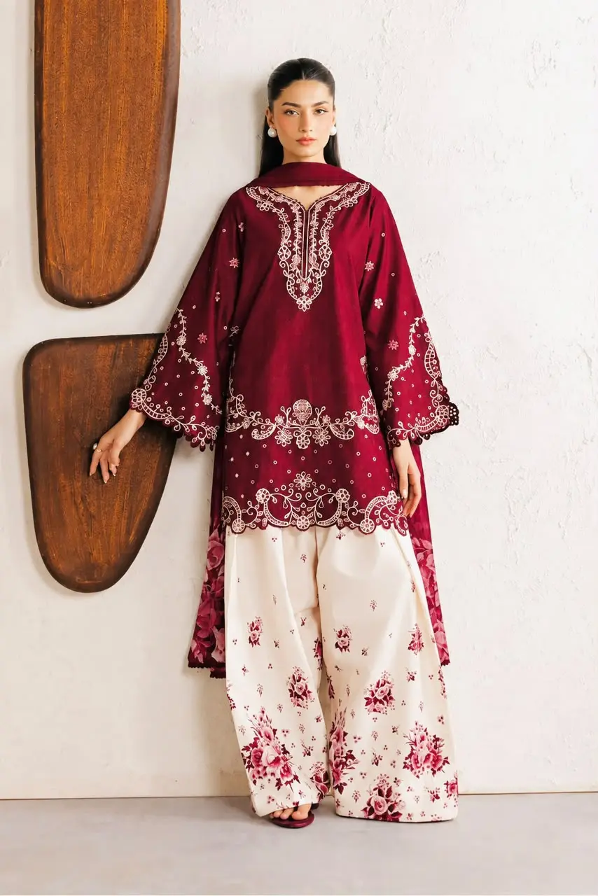 IZNIK Silk Embroidered 3 Piece Suit 2026
